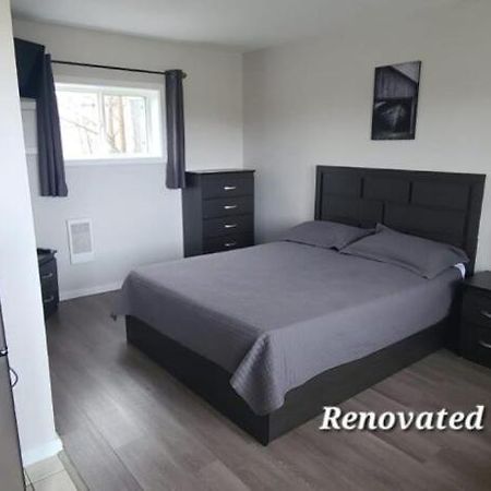 Tay Motel Waubaushene Buitenkant foto